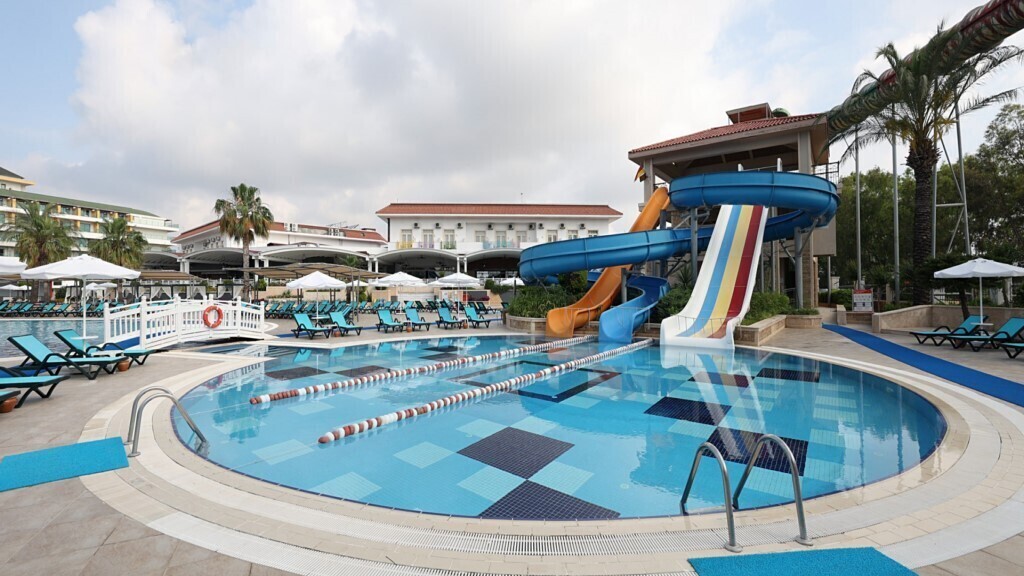 Crystal Paraiso Verde Resort and Spa